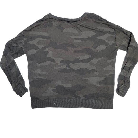SPLENDID top long sleeve super soft gray‎ cozy camo print pullover M - Picture 5 of 9